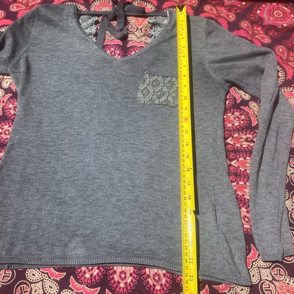 So Sweet Wool Lace Long Sleeve V-Neck Bow Tie Open Back Pocket Sweater - Picture 7 of 10